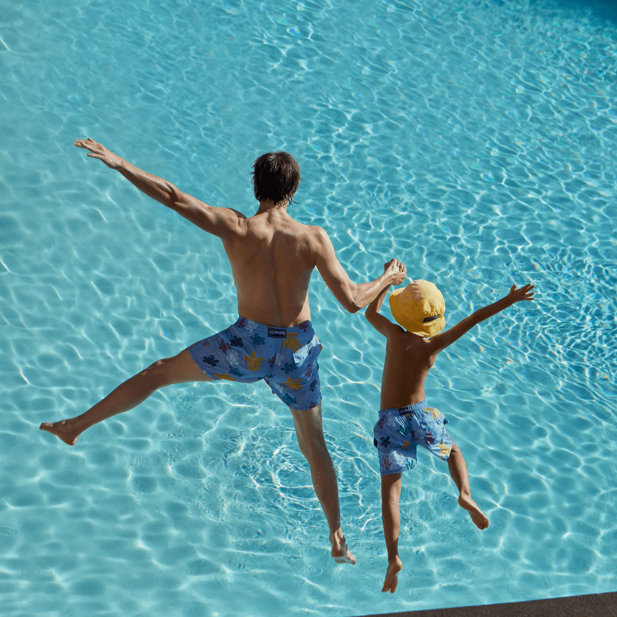 Vilebrequin Boys Swim Shorts Ronde Des Tortues*Boys The Iconic