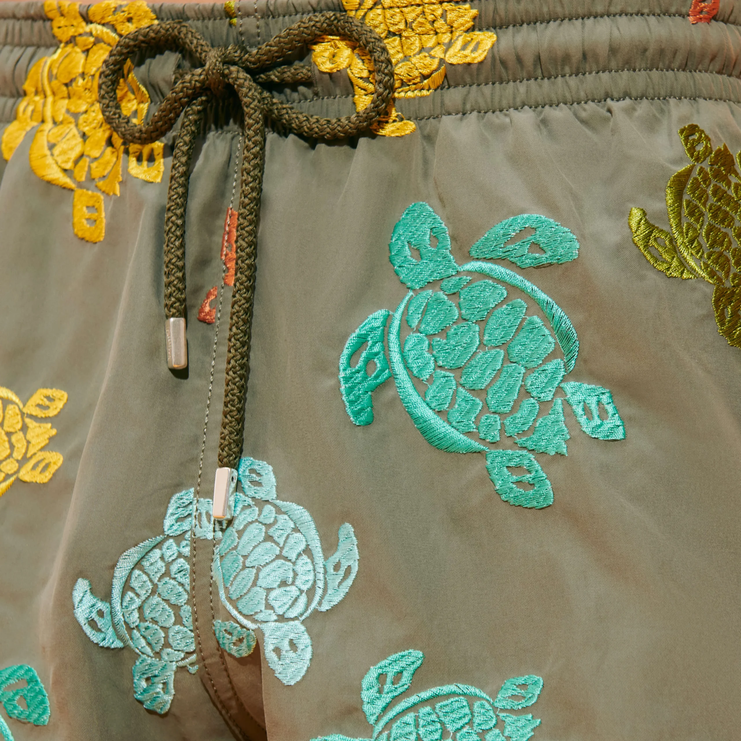 Vilebrequin Men Swim Trunks Embroidered Ronde Tortues Multicolores - Limited Edition*Men The Embroidered